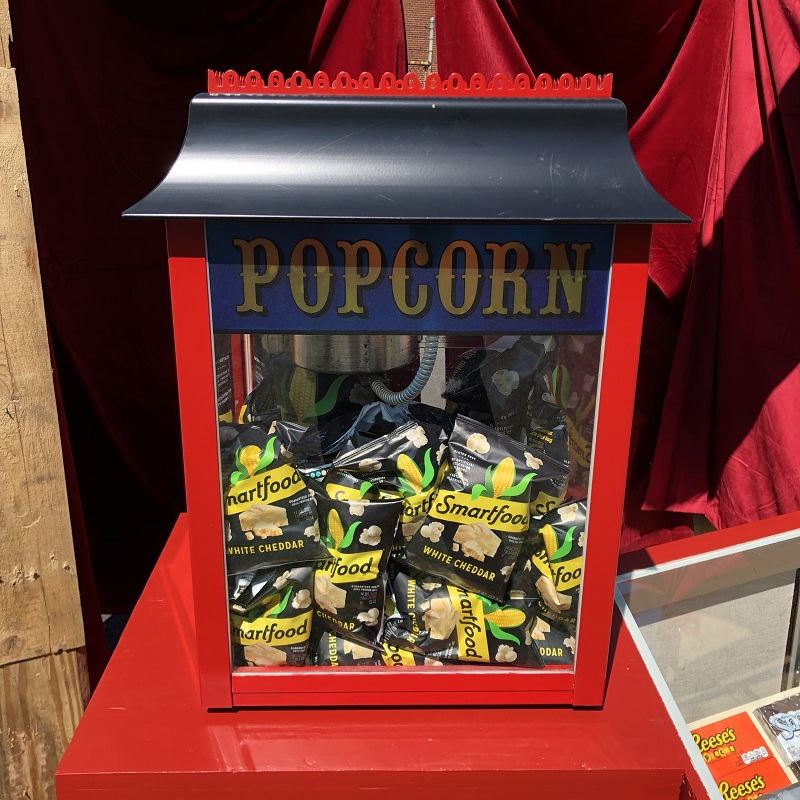 CT outdoor movie rentals popcorn