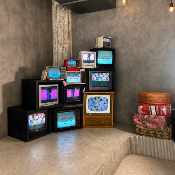 crt tv stack rentals